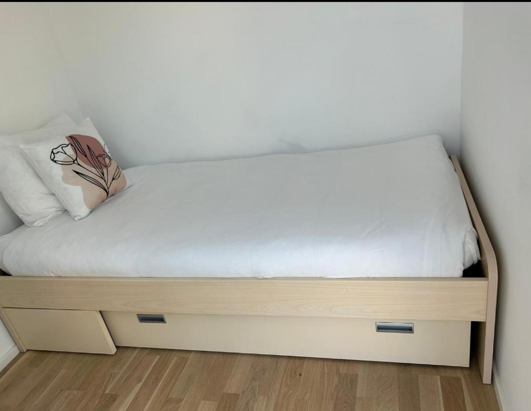 New Spacious Two Bedroom Center With Parking, Near Public Transport ルクセンブルク エクステリア 写真